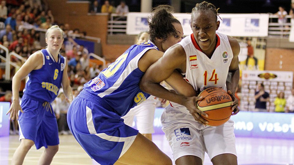 Spain v Sweden EuroBasket Women 2013 QR Highlghts