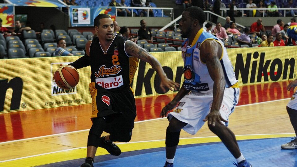LDA2012 - Capitanes (PUR) vs. La Union de Formosa (ARG) / Highlights