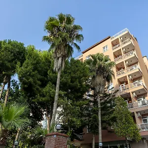 Lara Dinc Hotel