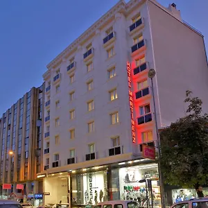 Martinenz Hotel Old City