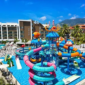 Blue Wave Suite Hotel