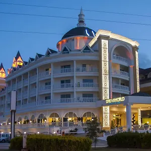 Dream World Resort & Spa