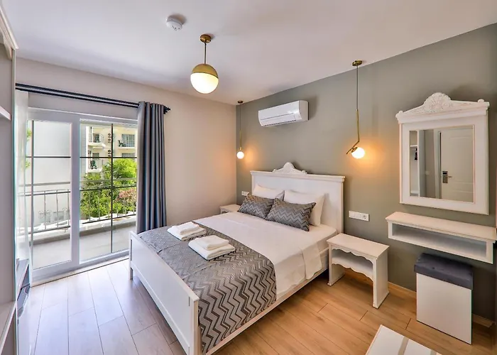 Lora Kas Hotel