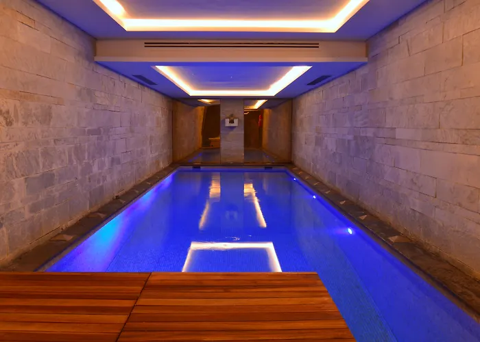 Pera Tulip Hotel & Spa
