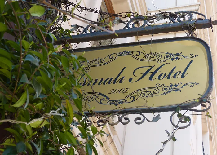 Asmali Hotel