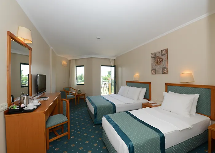 Miramare Queen Hotel
