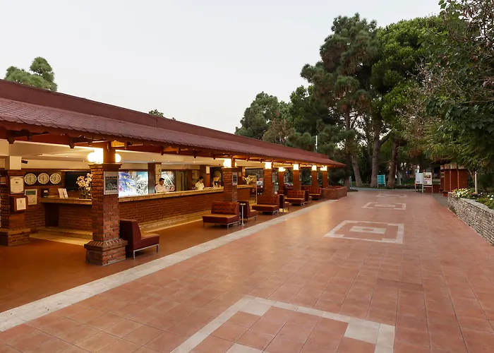 Kustur Club Holiday Village