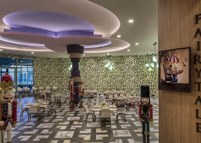 Delphin Be Grand Resort