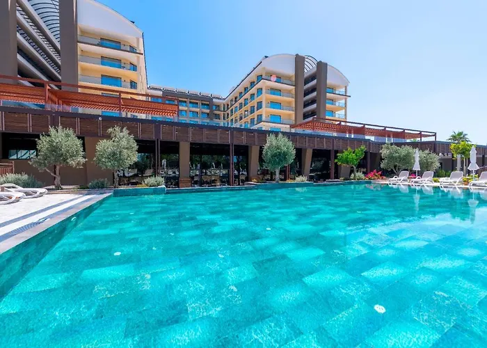 Lrs Hotels Akadia Luxury (Adults Only)