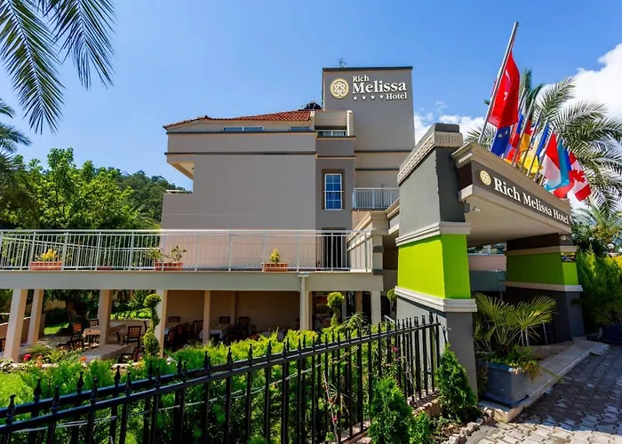 Rich Melissa Hotel