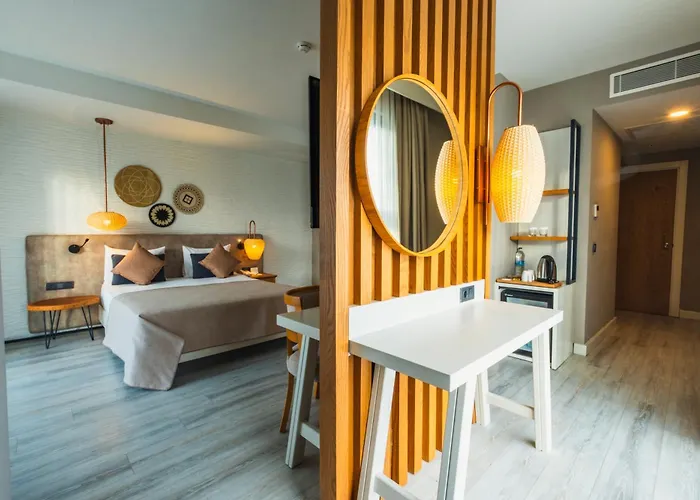 Side Royal Style Hotel