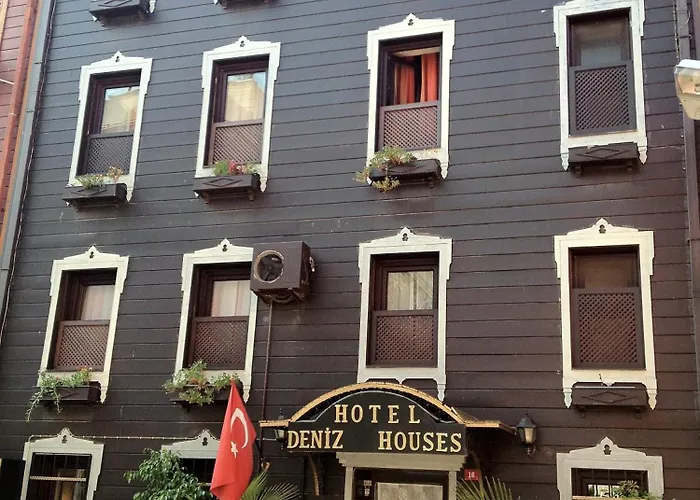 Deniz Houses