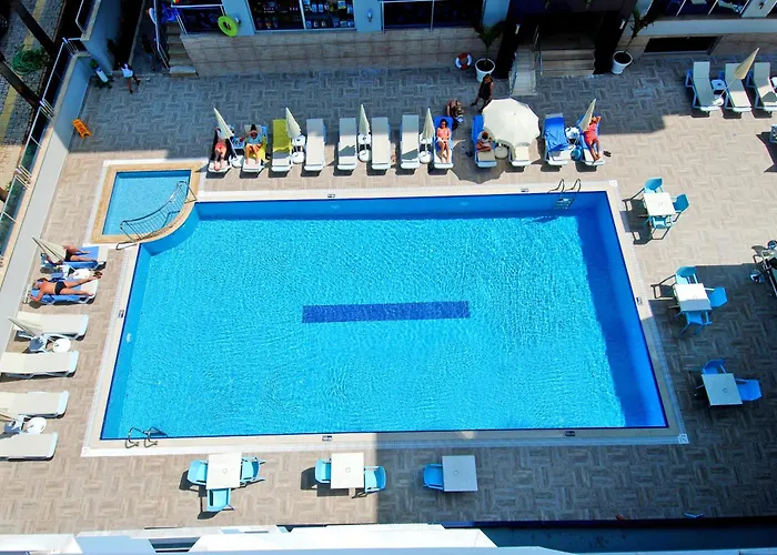 Kleopatra Ramira Hotel