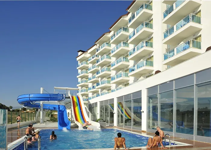 Cenger Beach Resort Spa