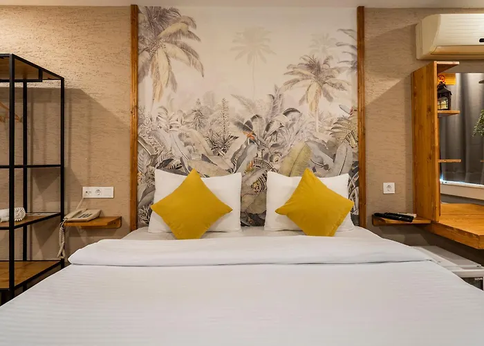 Sayeban Gold Hotel