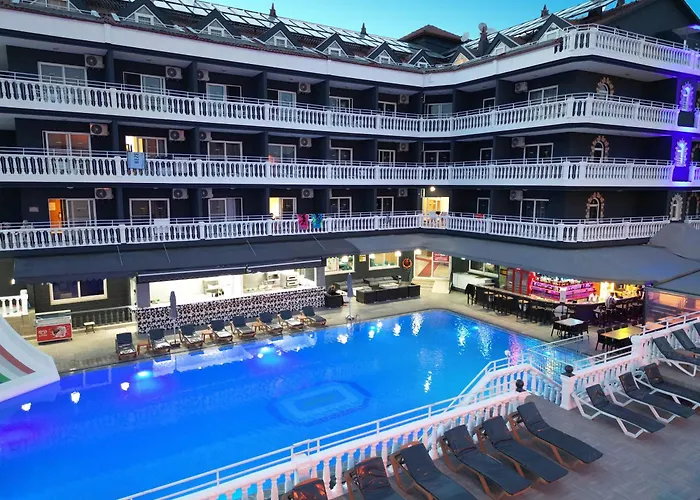 Mustis Royal Plaza Hotel