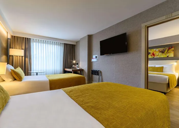 Ramada By Wyndham Istanbul Grand Bazaar