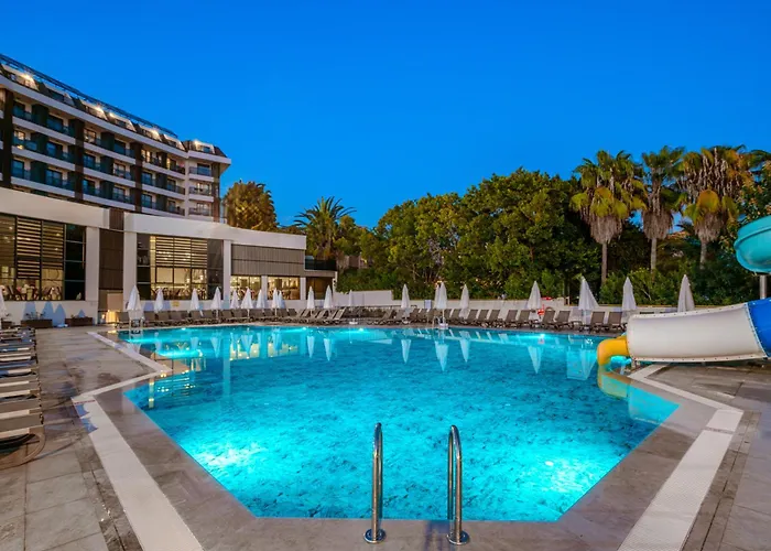 Seaphoria Beach Hotel & Spa