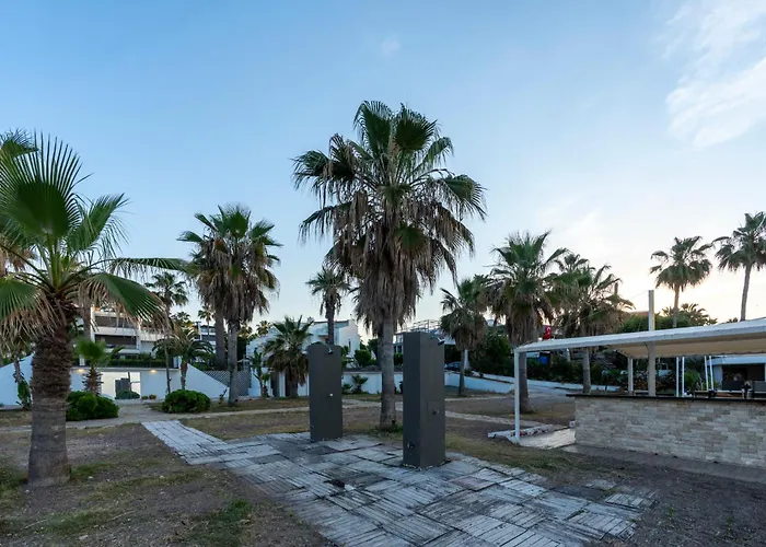 Tourist Hotel