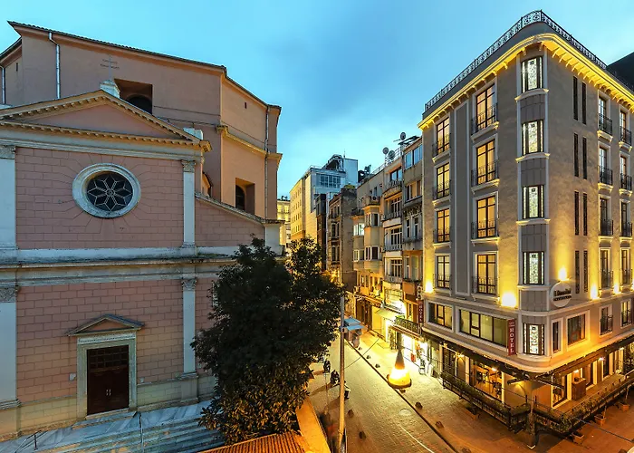 Santa Ottoman Hotel