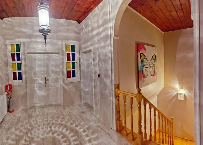 Hich Hotel Konya