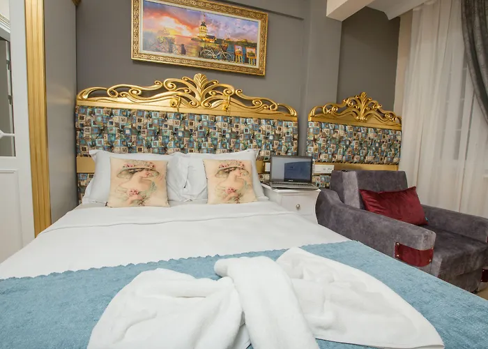 Atlantis Royal Hotel