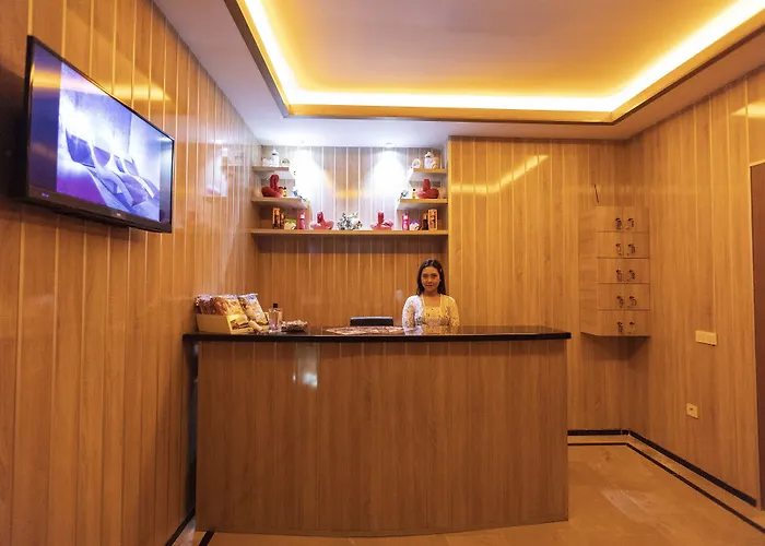 World Point Hotel Besyol