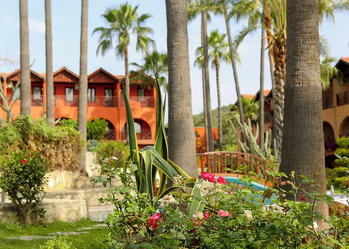 Club Tropical Beach Hotel