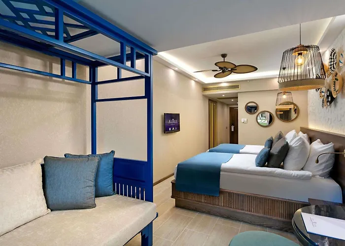Rixos Sungate - The Land Of Legends Access