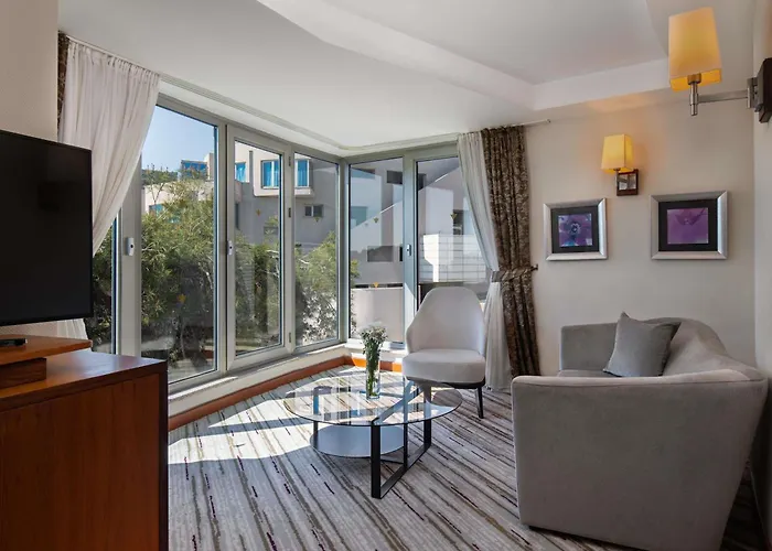 Rixos Sungate - The Land Of Legends Access