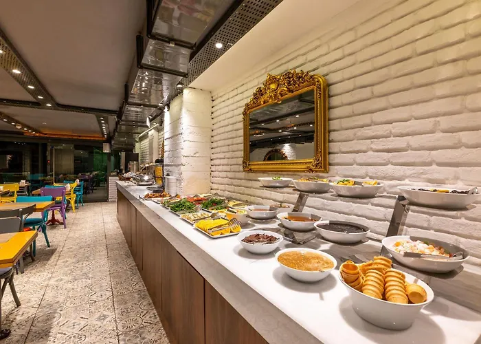 Tulip City Hotel & Spa