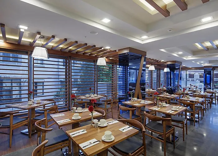 Doubletree By Hilton Kusadasi