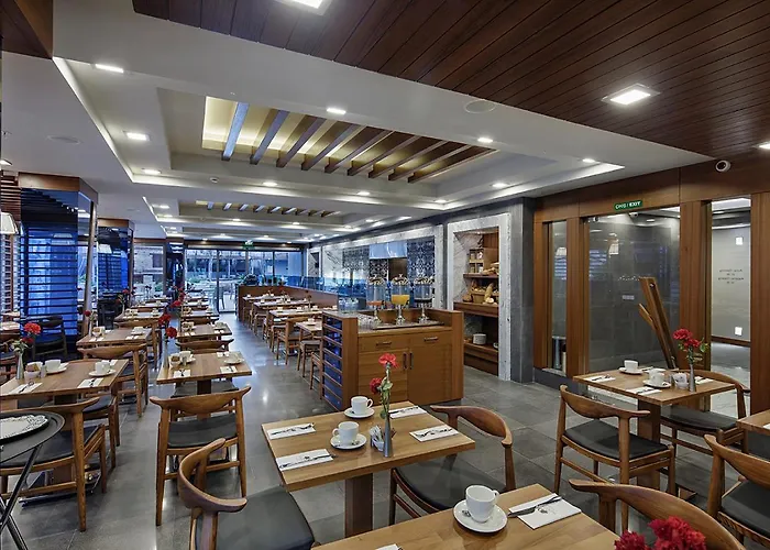 Doubletree By Hilton Kusadasi