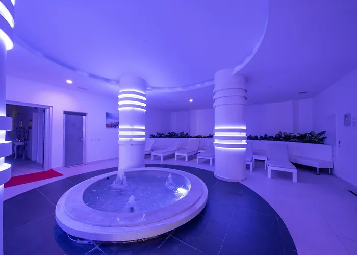 Laguna Beach Alya Resort & Spa