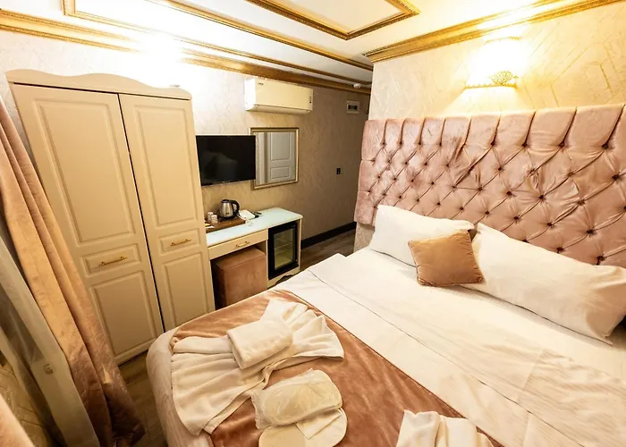 Diamond Royal Hotel
