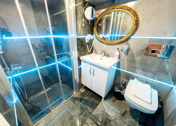 Diamond Royal Hotel