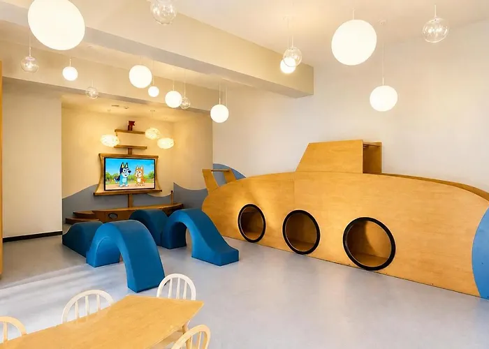 Blue Wave Suite Hotel