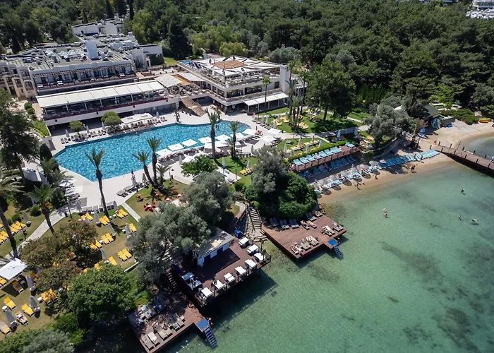 Doubletree By Hilton Bodrum Isil Club Ultra All-Inclusive Resort
