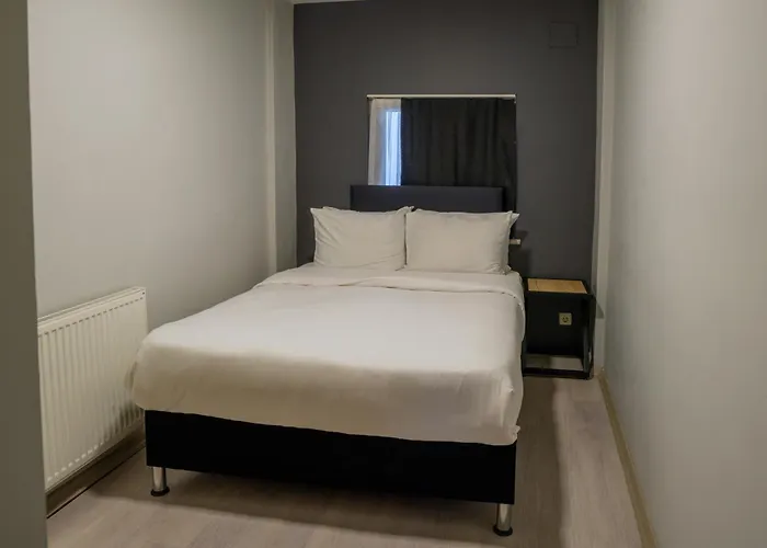 Adresin Hotel