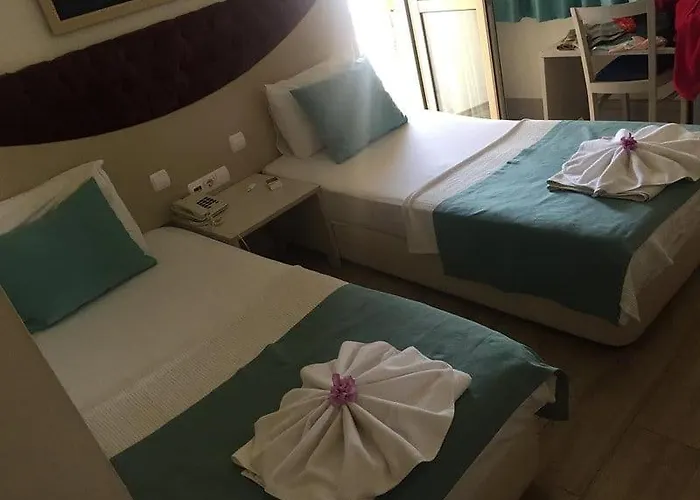 Almena Hotel