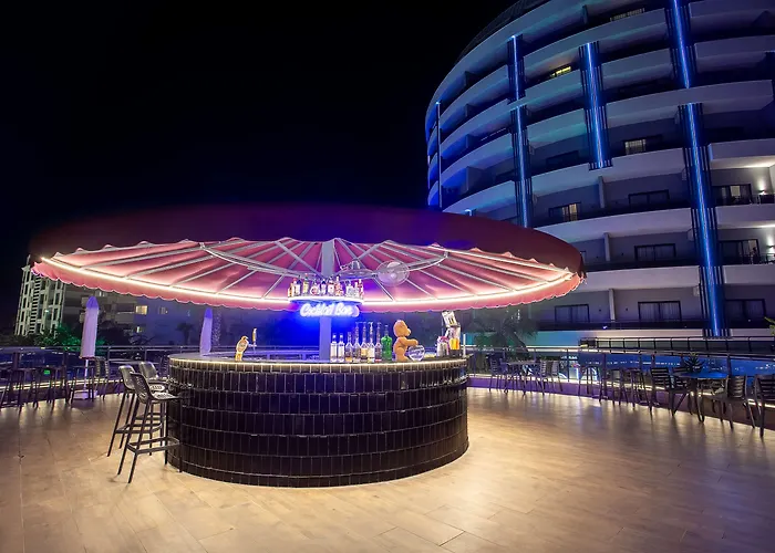 Noxinn Deluxe Hotel