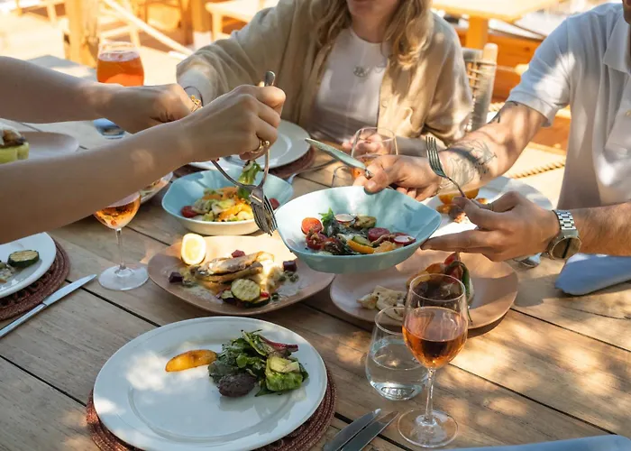 Marti Myra