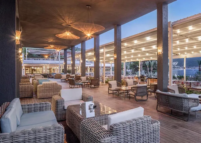 Doubletree By Hilton Bodrum Isil Club Ultra All-Inclusive Resort