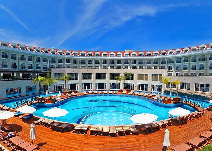 Meder Resort Hotel
