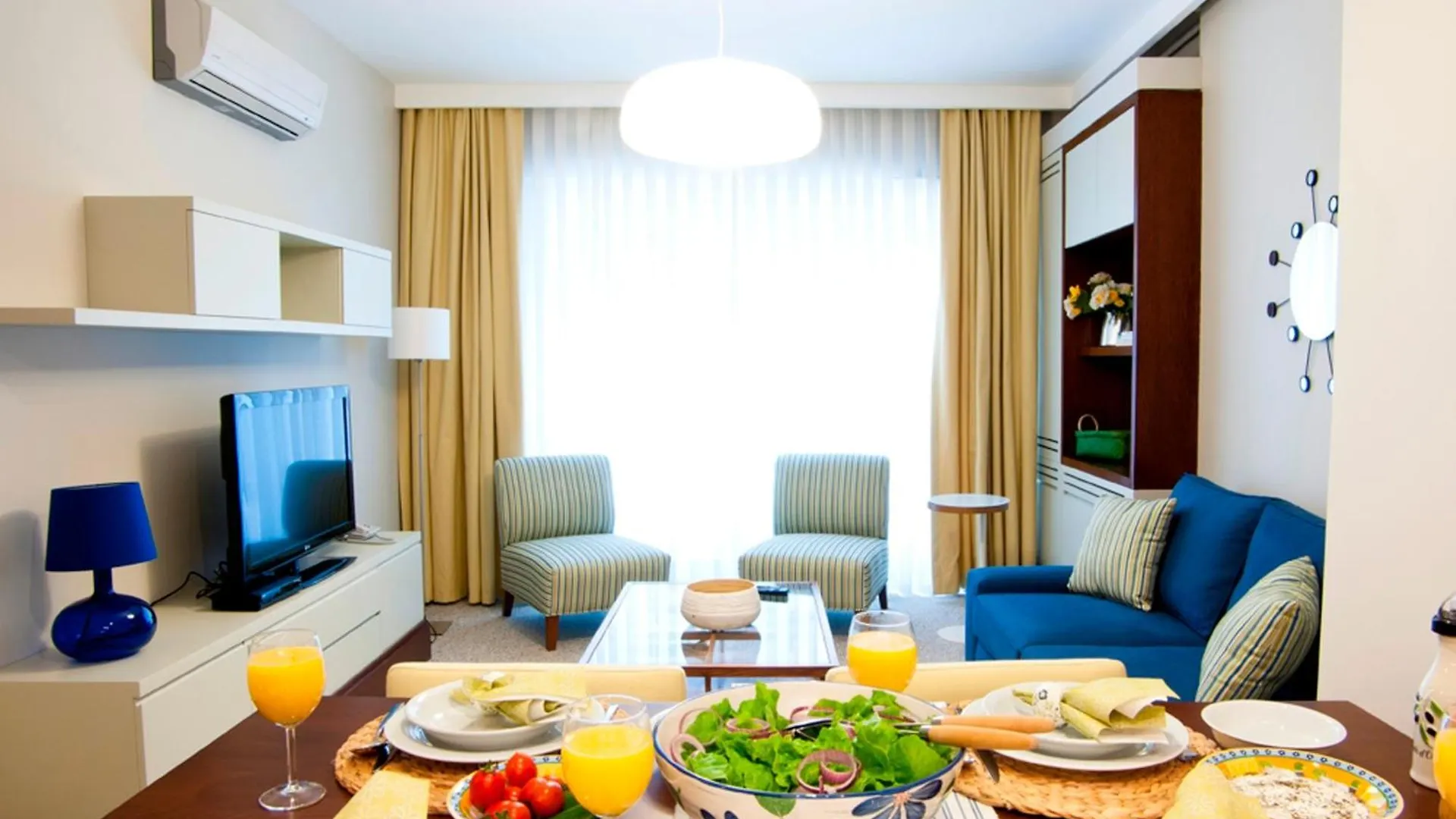 Where to Stay in European Istanbul: 2 Best 4-Star Hotels