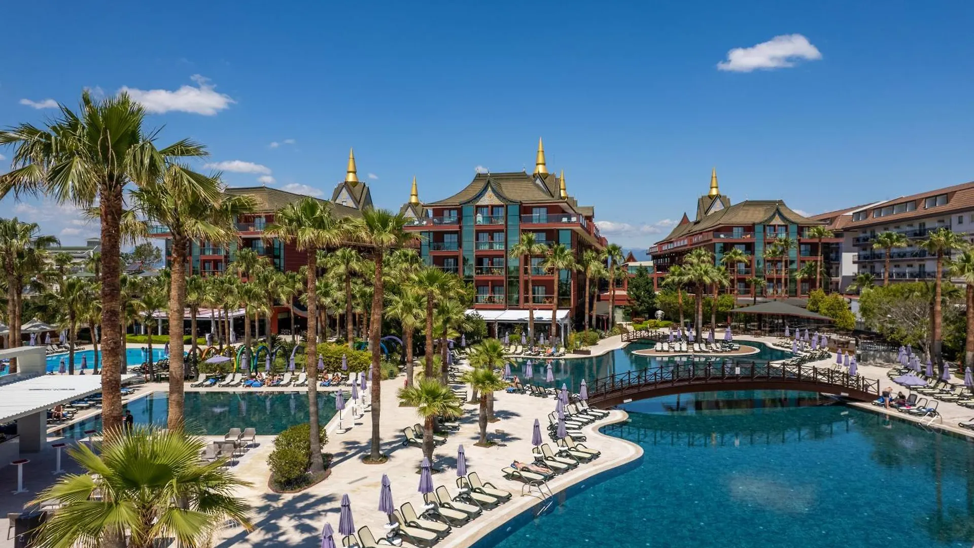 4 Family Hotels Near The Montgomerie Golf Course Worth Booking