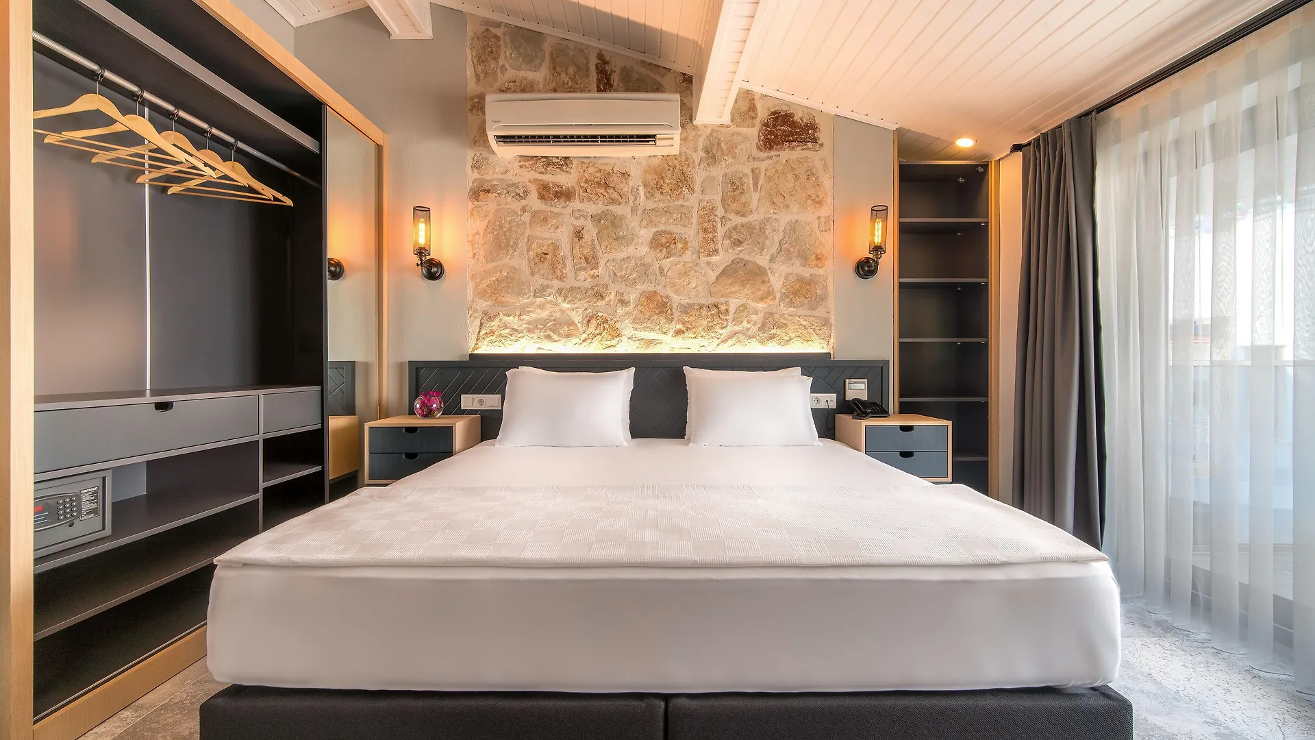 4 Hotels Near Kas Lions Tomb Worth Booking Now