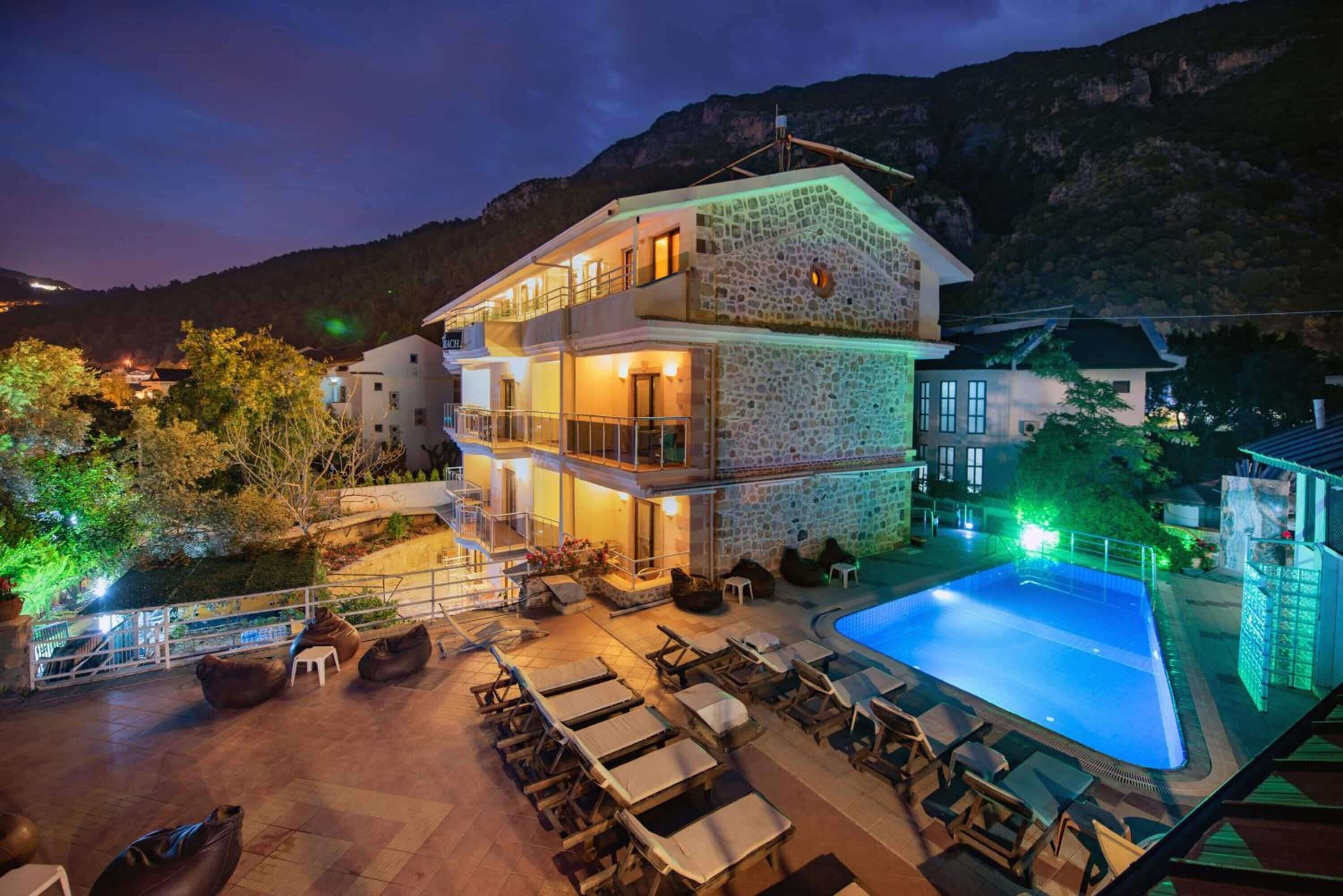 3 Family-Friendly Hotels in Oludeniz City Center Worth Booking