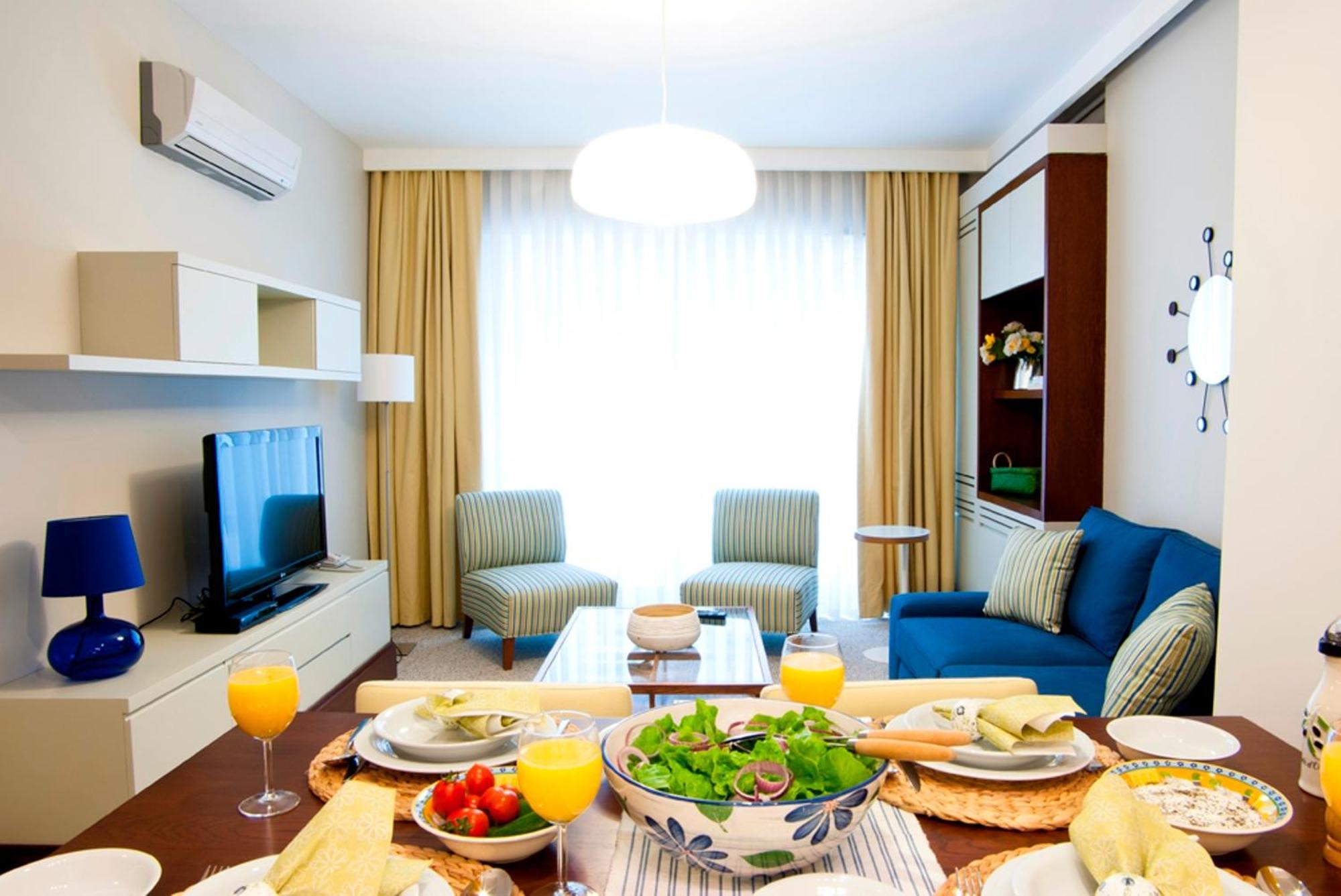 Where to Stay in European Istanbul: 2 Best 4-Star Hotels