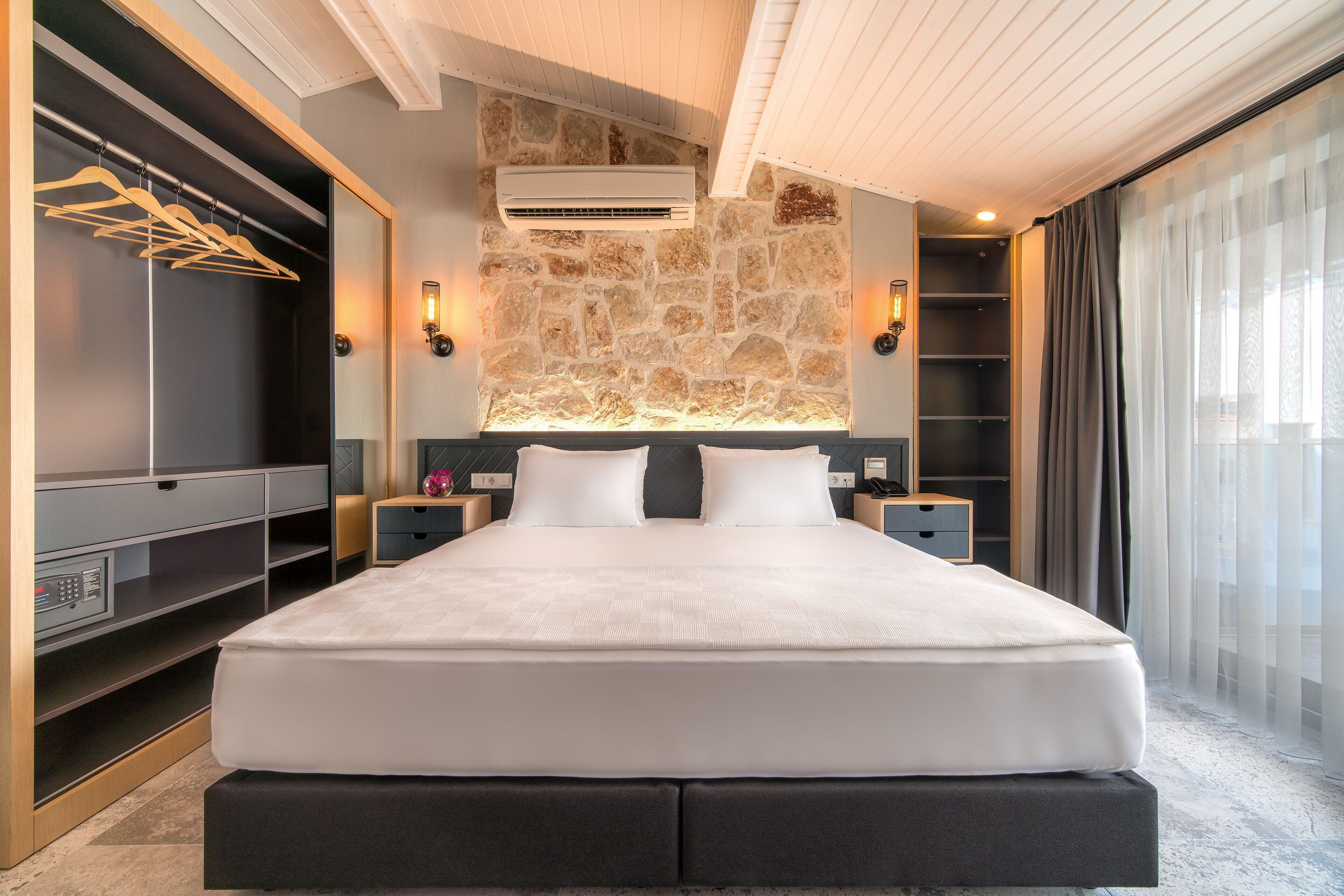 4 Hotels Near Kas Lions Tomb Worth Booking Now